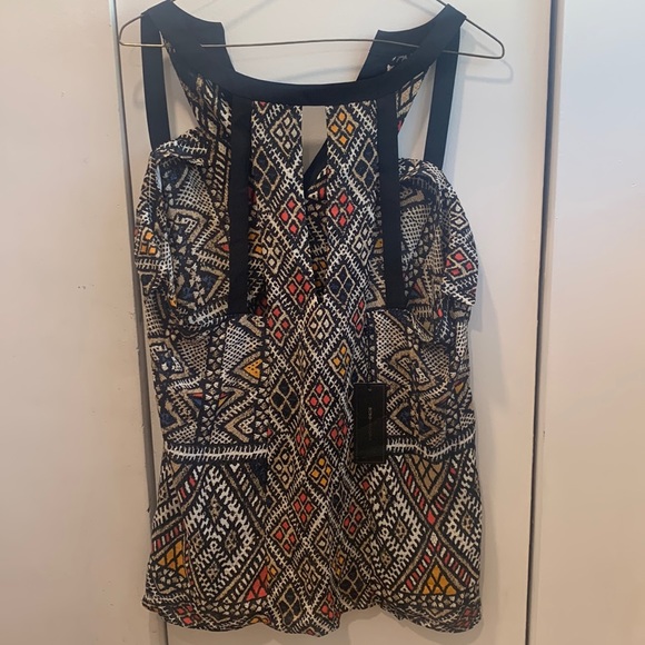 BCBG CLEMENTINE SLEEVELESS TOP - Picture 2 of 4